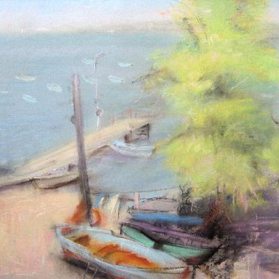 Лодки на берегу моря — картина пастелью на картоне
